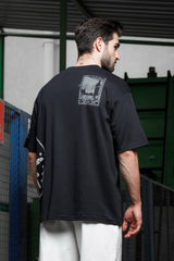 Unisex Black-Coloured Printed Pure Cotton Oversized Drop Shouldered Tshirt