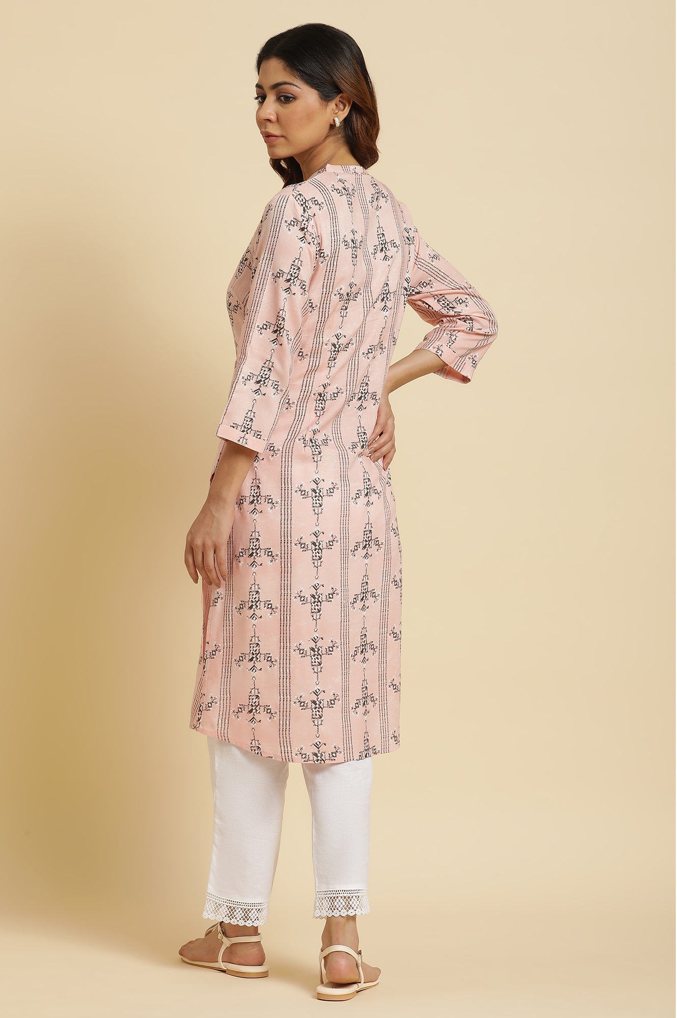 Women's Geometric Printed Rayon Straight Kurta