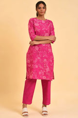 Women's Pink Floral Printed Straight Cotton Kurta and Pants