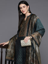 Women's Grey Floral Printed Straight Kurta Paired With Solid Bottom And Printed Dupatta Vskd31918