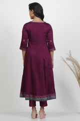 Women's Purple Floral Embroidered A-Line Woven Kurta And Trouser