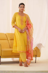 Women's Yellow Fusion Regular Fit Embroidered Three Quarter Sleeves Kurtas Sets