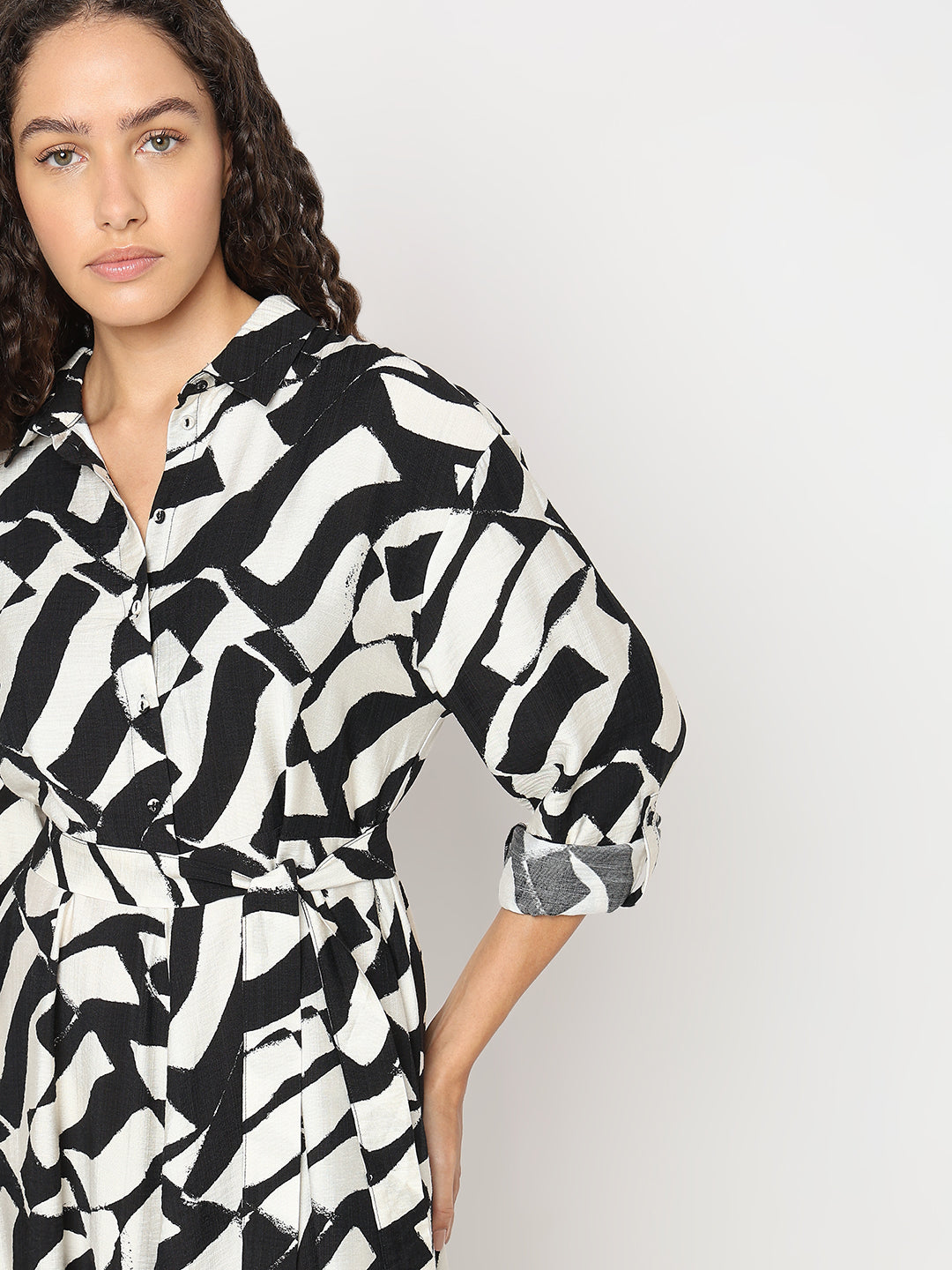 Women's Black Abstract Print Shirt Dress