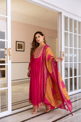 Women's Pink Fusion Regular Fit Embroidered Full Sleeves Kurtas Sets