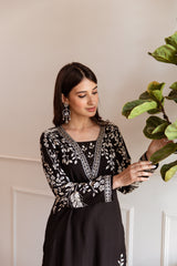 Women's Black Daily Regular Fit Printed Full Sleeves Kurtas Sets