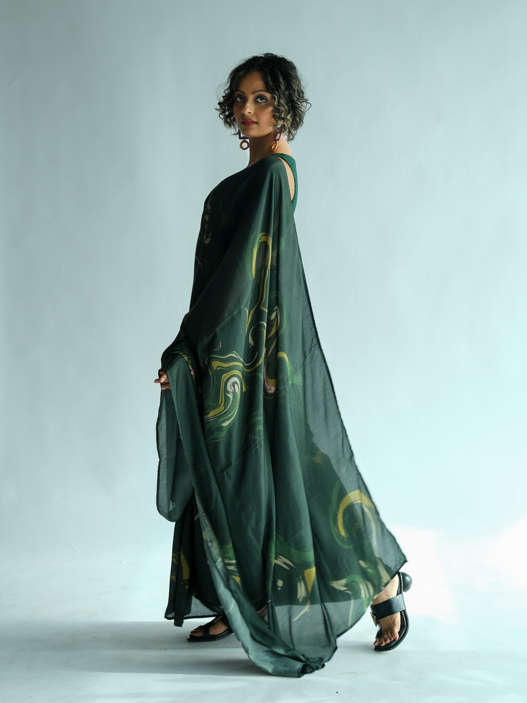 Women's Green Cotton Blend Saree