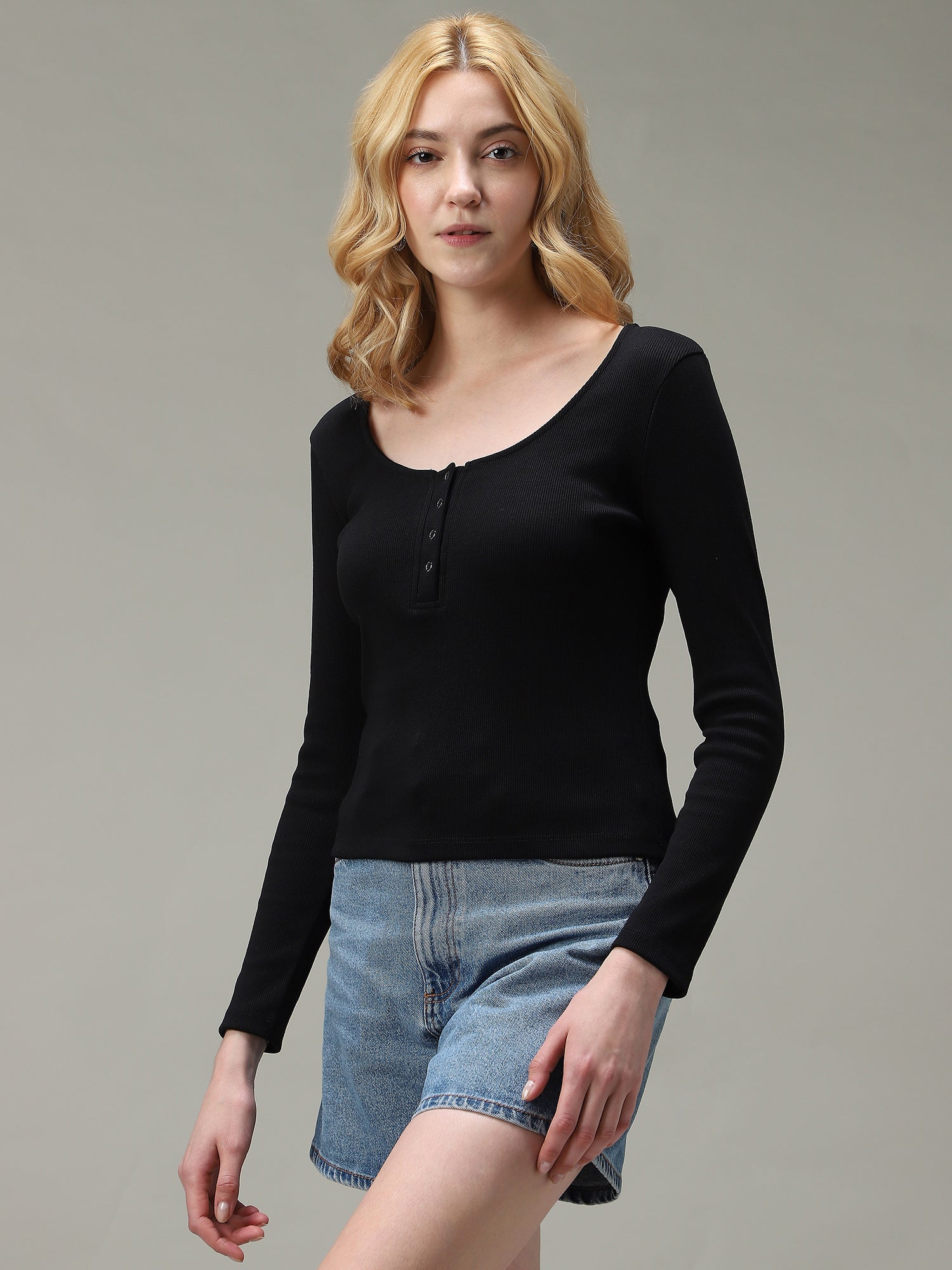 Women's Black Casual Slim Fit Solid Top