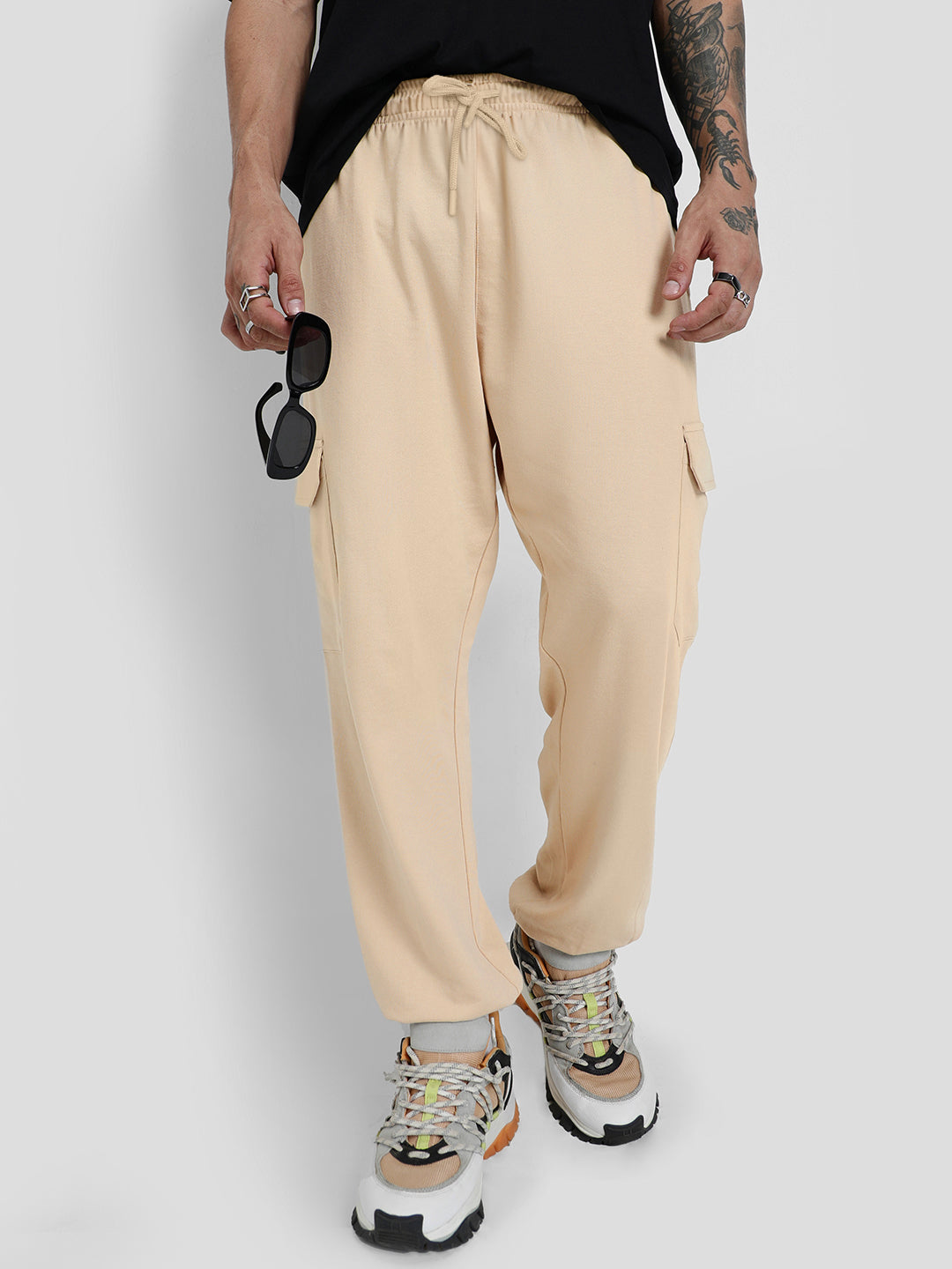 Men's Beige Casual Baggy Fit Solid Cargo