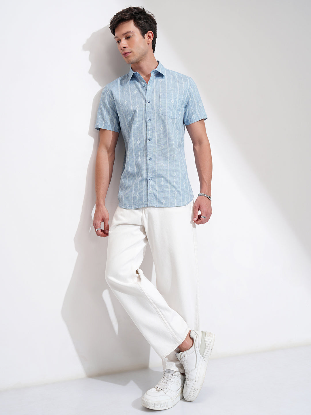 Men's Blue Casual Striped Half Sleeves Shirt