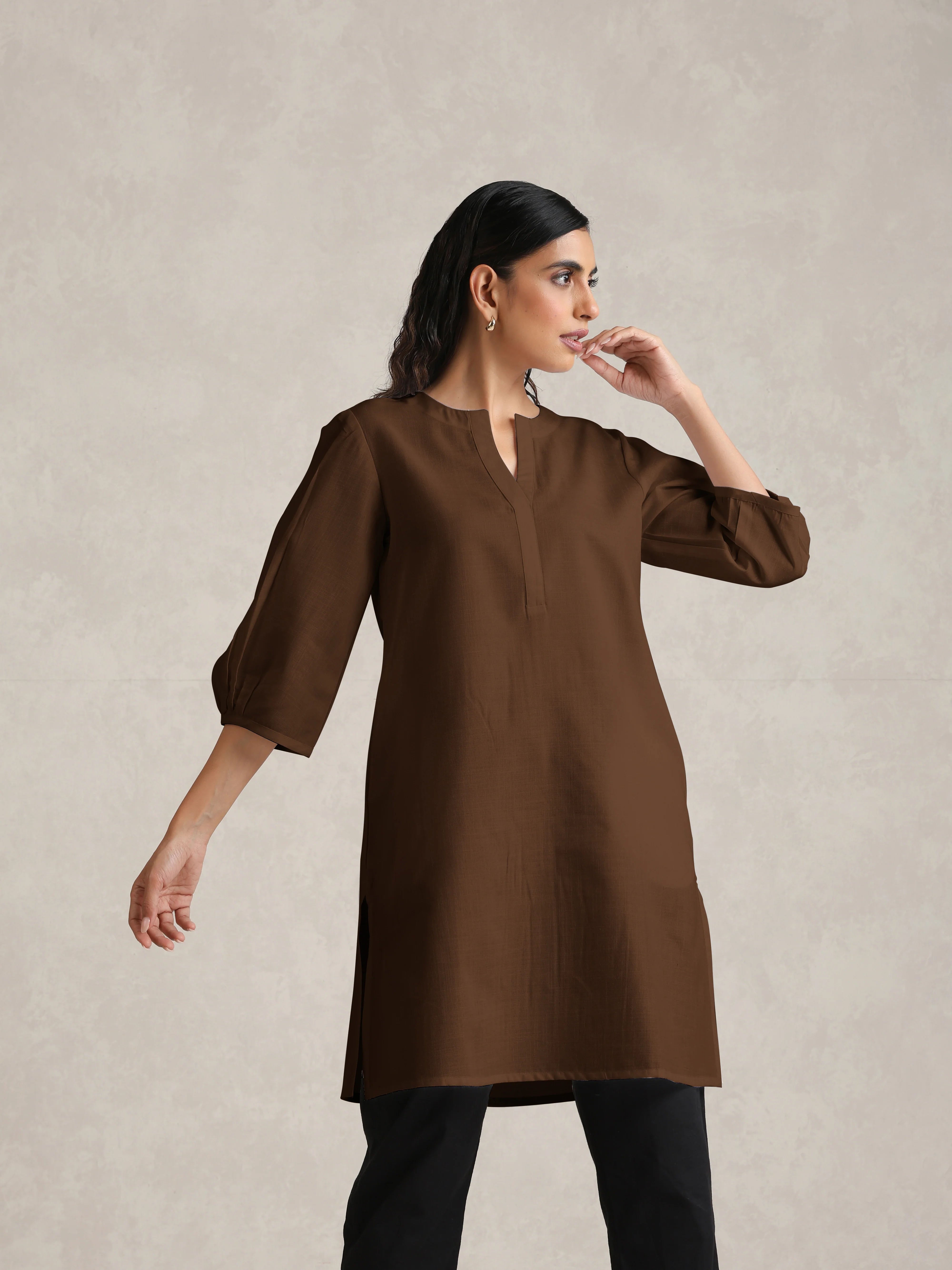 Women's Brown Cotton Blend Short Kurta