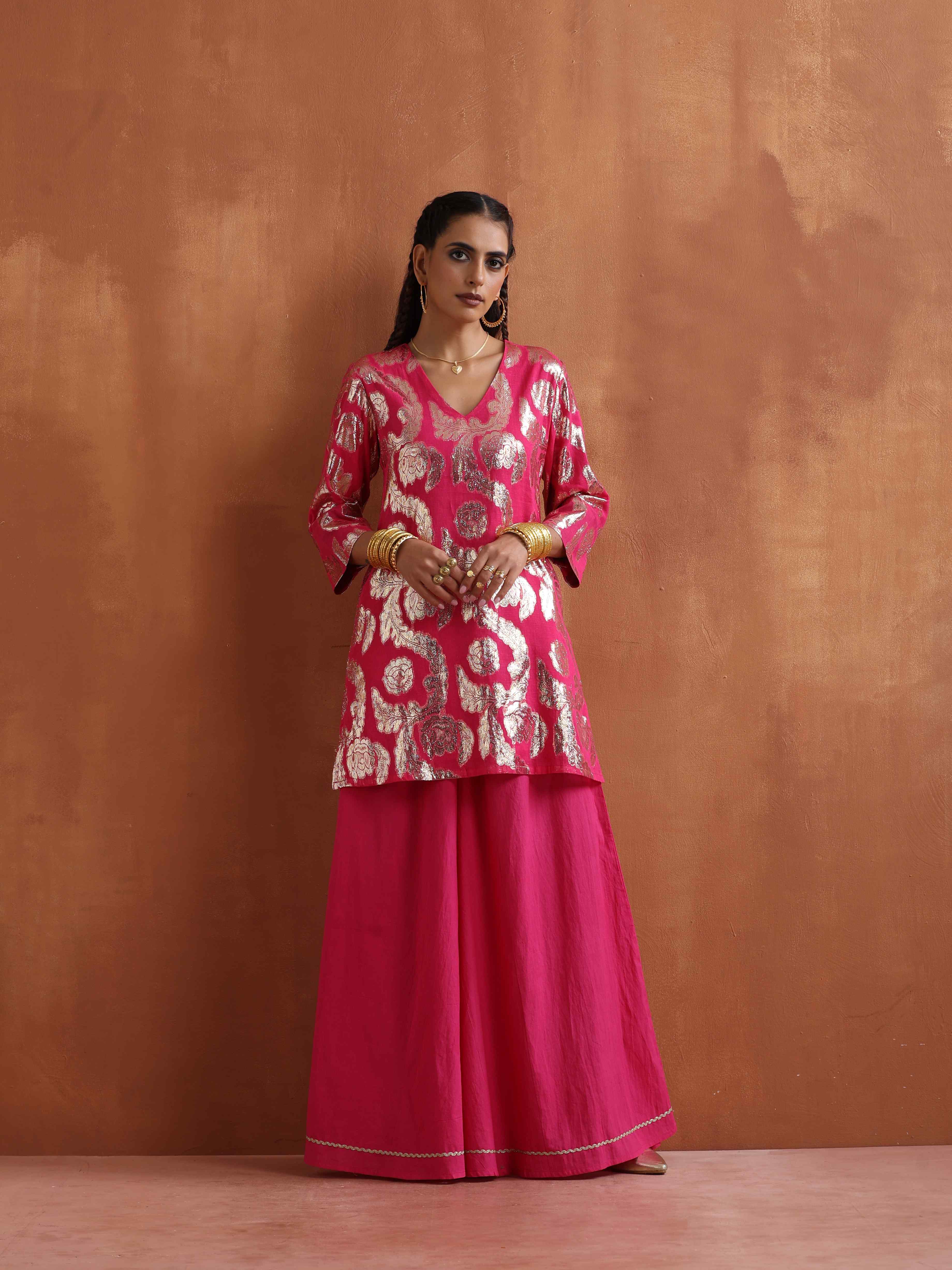 Women's Pink Festive Printed Kurta Set