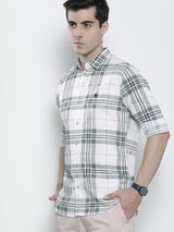 Men's Regular Fit Checkered Full Sleeves Cutaway Collar Casual Shirt