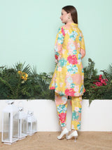 Women's Yellow Ethnic Three Quarter Sleeves Kurta Set