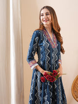 Women's Navy Daily Ethnic Motifs Three-Quarter Sleeves Kurta Sets