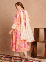 Women's Pink Festive Ethnic Motifs Three-Quarter Sleeves Kurta Sets