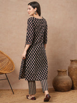 Women's Black Daily Ethnic Motifs Three-Quarter Sleeves Kurta Sets