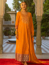 Women's Bronze Festive Ethnic Motifs Three-Quarter Sleeves Kurta Sets
