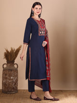 Women's Blue Festive Floral Three-Quarter Sleeves Kurta Sets