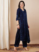 Women's Blue Festive Floral Three-Quarter Sleeves Kurta Sets