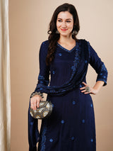 Women's Blue Festive Floral Three-Quarter Sleeves Kurta Sets