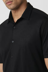 Men's Black Casual Slim Fit Solid Half Sleeves Shirt