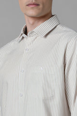 Men's Beige Casual Solid Slim Fit Full Sleeves Shirt