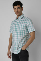 Men's Green Casual Slim Fit Checked Half Sleeves Shirt