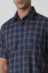 Men's Navy Casual Slim Fit Checked Half Sleeves Shirt
