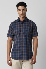 Men's Navy Casual Slim Fit Checked Half Sleeves Shirt