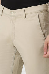 Men's Beige Casual Solid Slim Fit Trouser