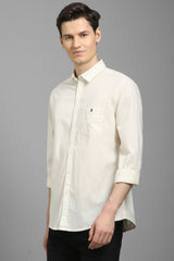 Men's Beige Casual Solid Slim Fit Full Sleeves Shirt