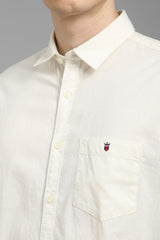Men's Beige Casual Solid Slim Fit Full Sleeves Shirt