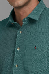 Men's Green Casual Solid Slim Fit Full Sleeves Shirt