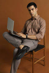 Men's Brown Work Slim Fit Checked Full Sleeves Shirt