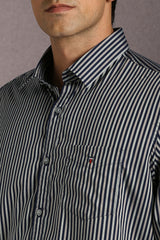 Men's Navy Casual Striped Slim Fit Full Sleeves Shirt