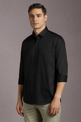 Men's Black Casual Solid Slim Fit Full Sleeves Shirt