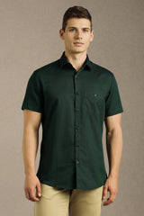 Men's Olive Casual Solid Slim Fit Half Sleeves Shirt