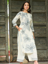 Women's Off White Monochrome Leaf Motif Embroidered Rayon Kurta Set