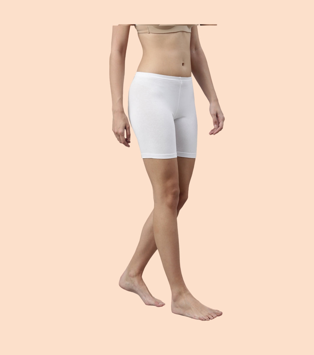 Women's White Training Slim Fit Solid Shorts