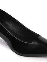 Women's Black Solid Pointed Toe Kitten Heel Pumps