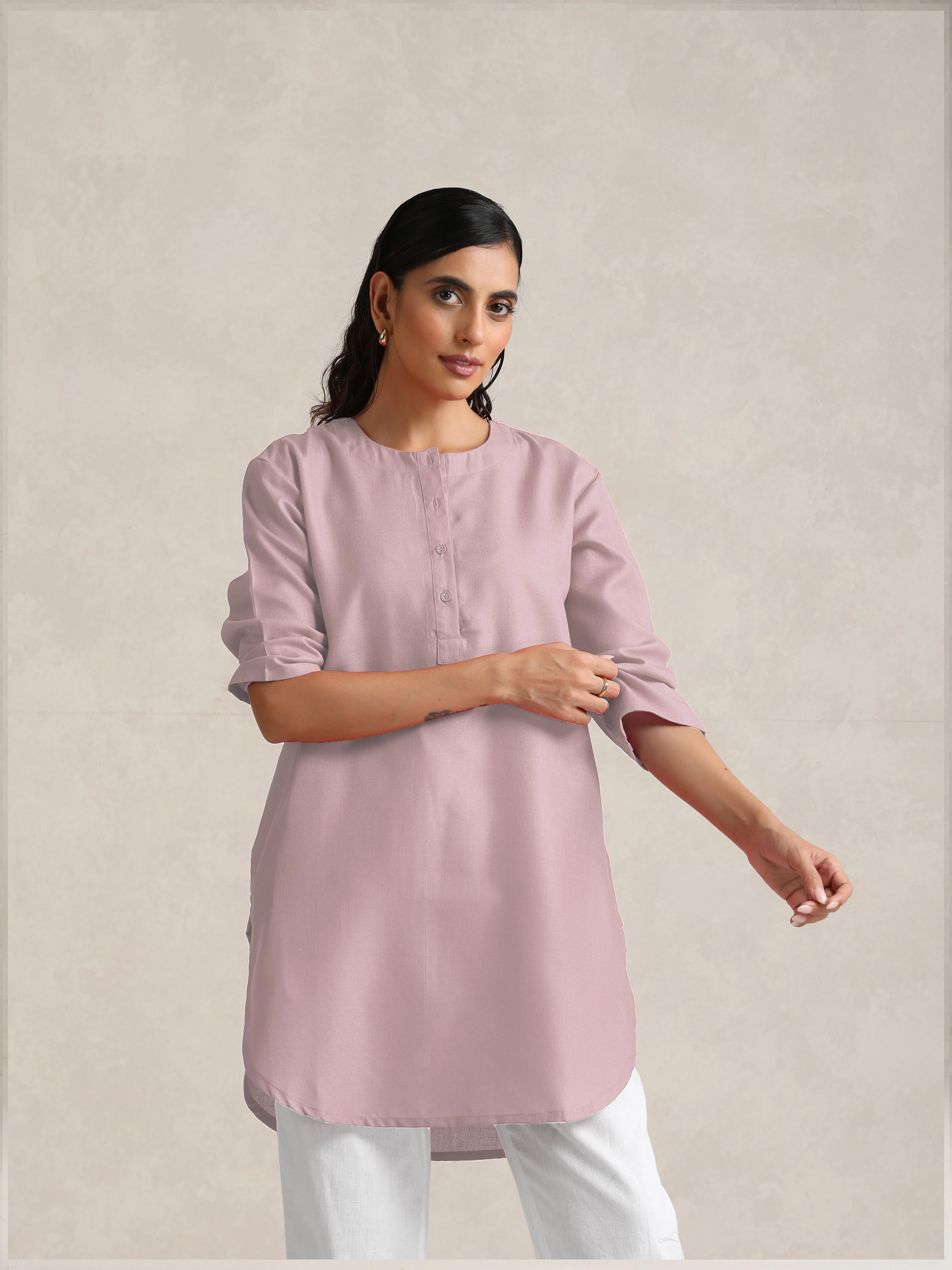 Women's Pink Cotton Blend Short Kurta