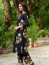 Women's Black Cotton Cambric Floral A-Line Kurta Set