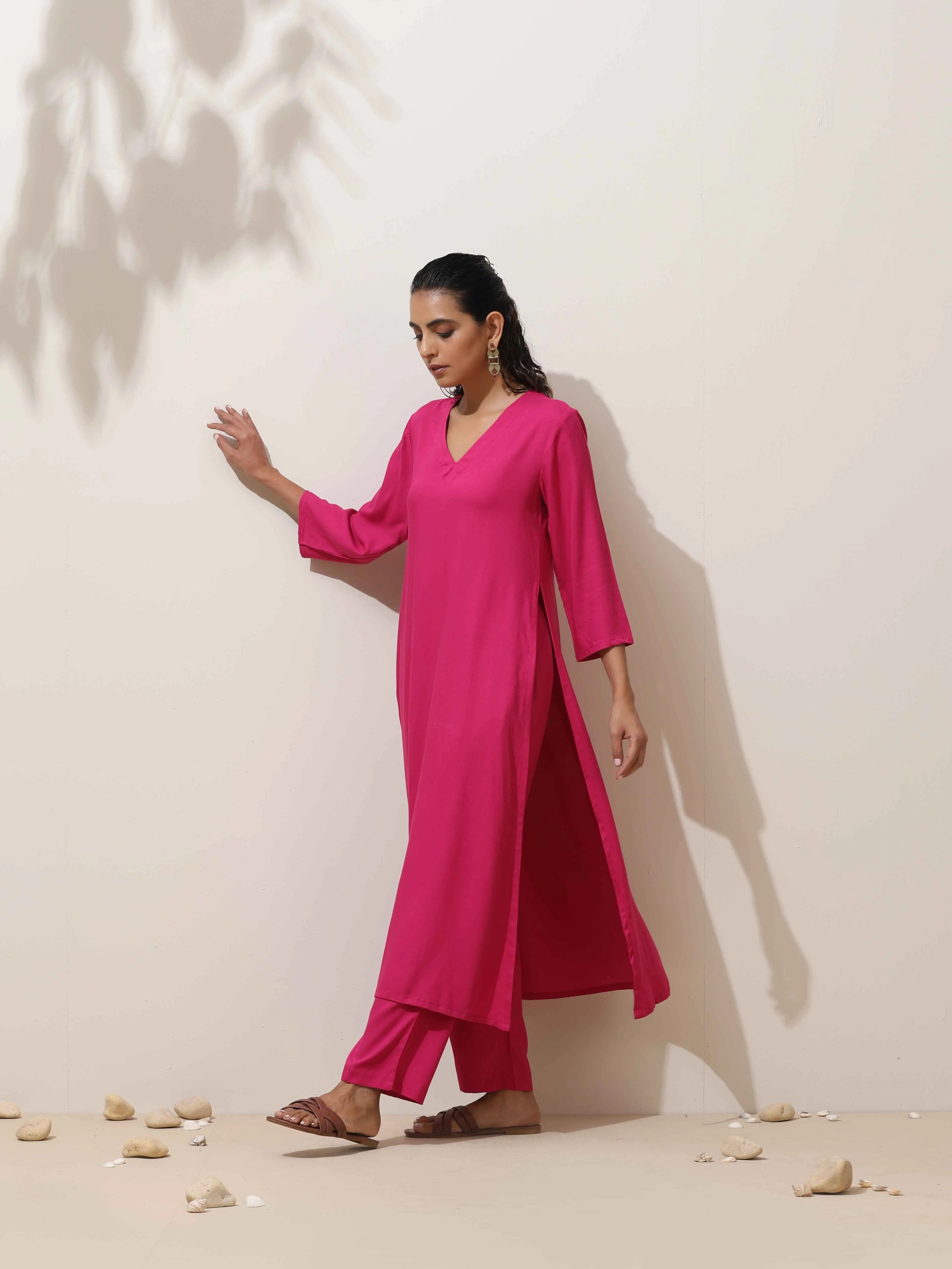 Women's Pink Casual Solid Kurta Set