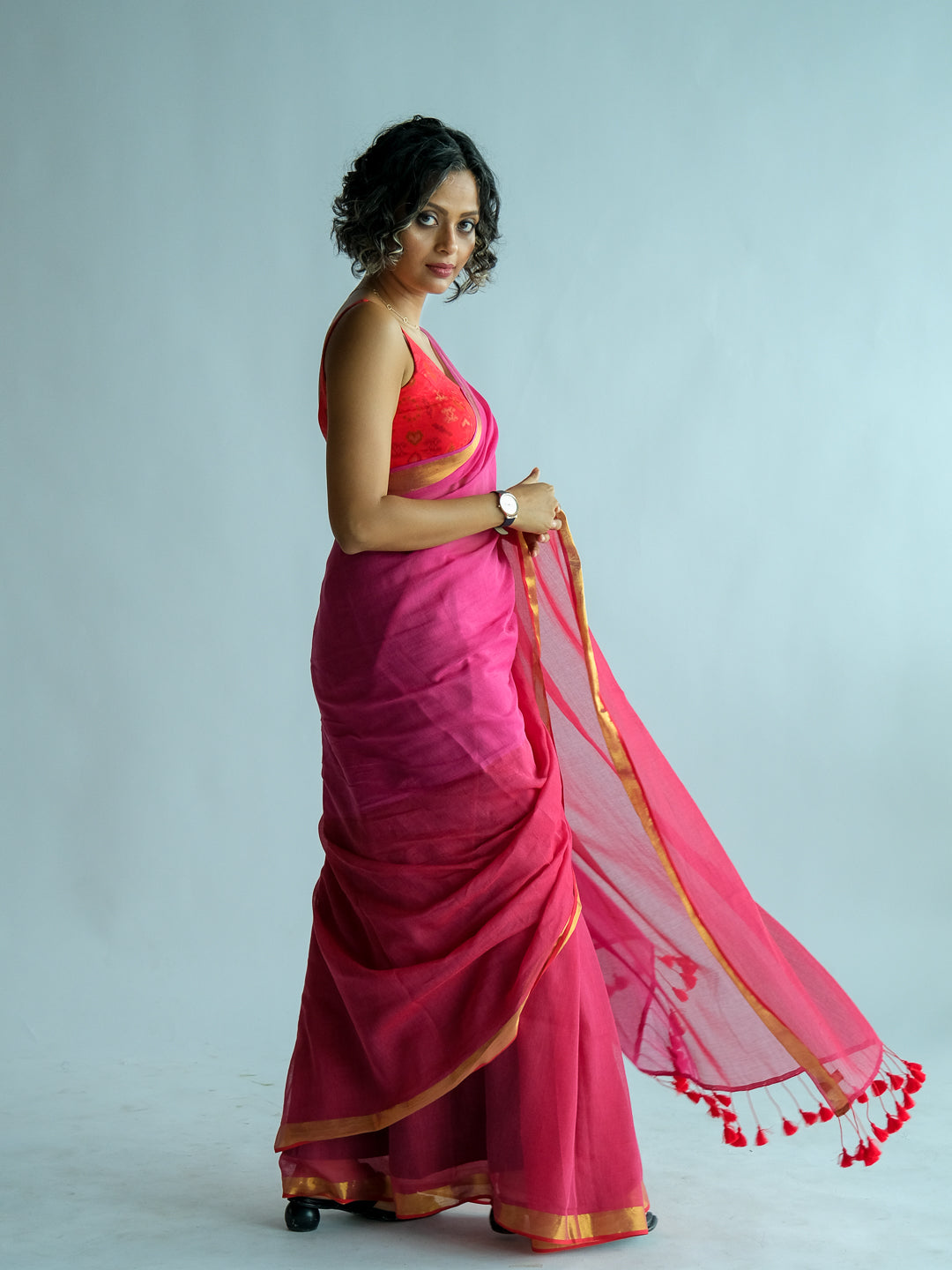 Women's Pink Cotton Blend Saree