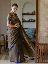 Women's Brown Cotton Blend Saree