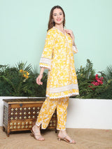 Women's Yellow Ethnic Three Quarter Sleeves Kurta Set