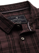 Men's Slim Fit Checkered Full Sleeves Spread Collar Casual Shirt