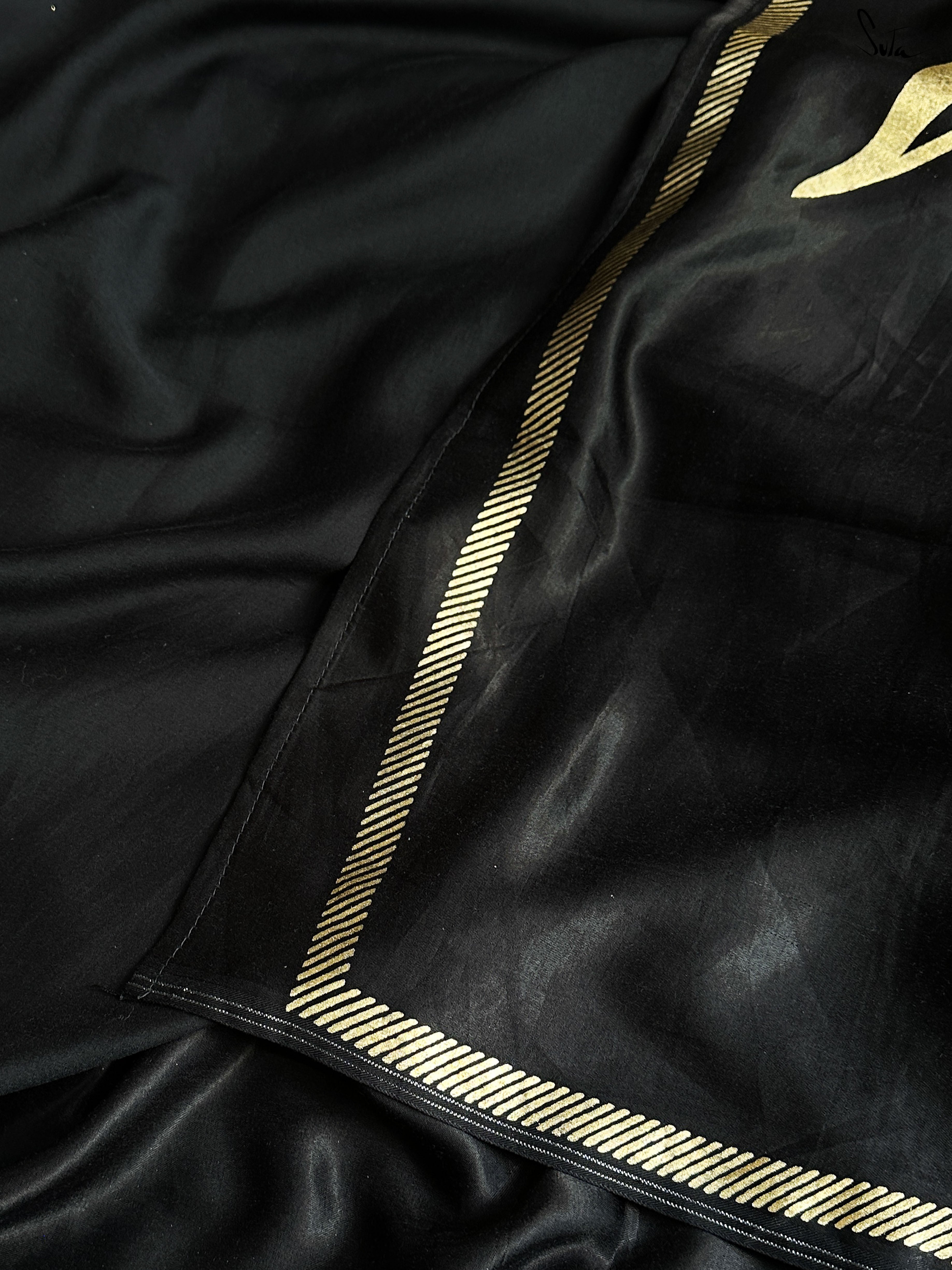 Women's Black Modal Viscose Saree