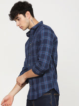 Men's Slim Fit Checkered Full Sleeves Spread Collar Casual Shirt