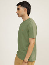 Men's Green Casual Regular Fit Solid Half Sleeves Tshirt
